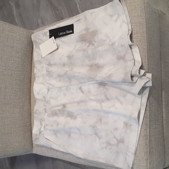 NWT Lea & Viola Tie Dye Shorts - Picture 1 of 9